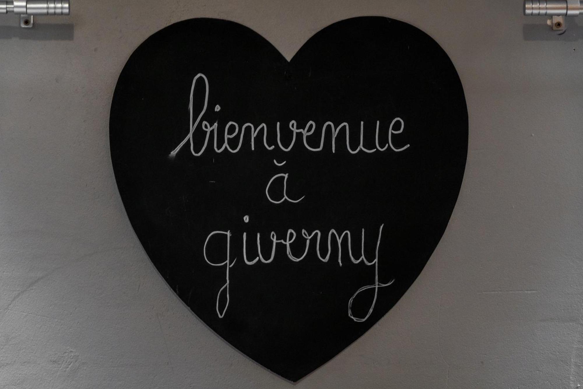 Givernel Giverny Luaran gambar